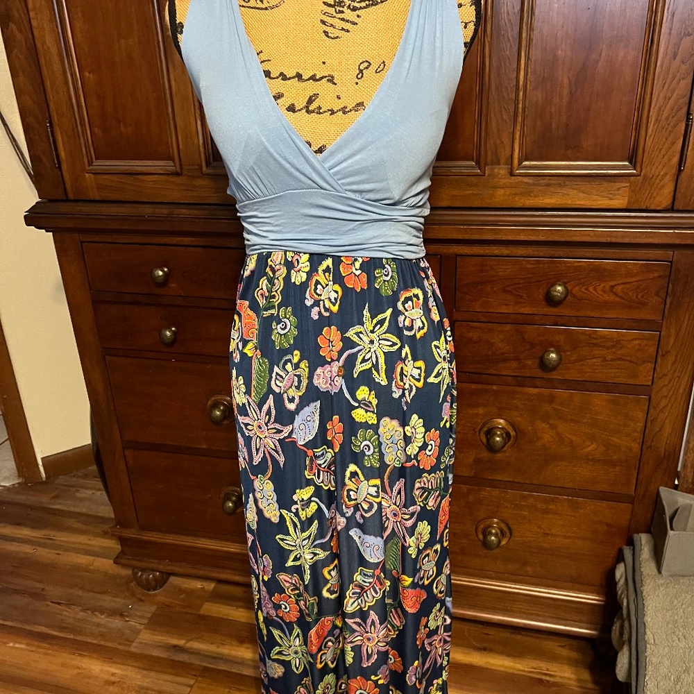 Gilli - Maxi with criss cross back (light/dark blue)